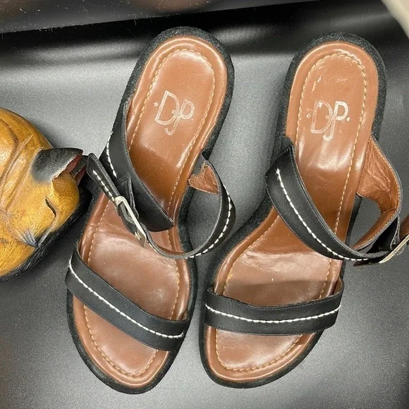 Donald Pliner Black Leather Double Straps Buckle Sandals. Size 8.5. D3/A1918 - Picture 2 of 8